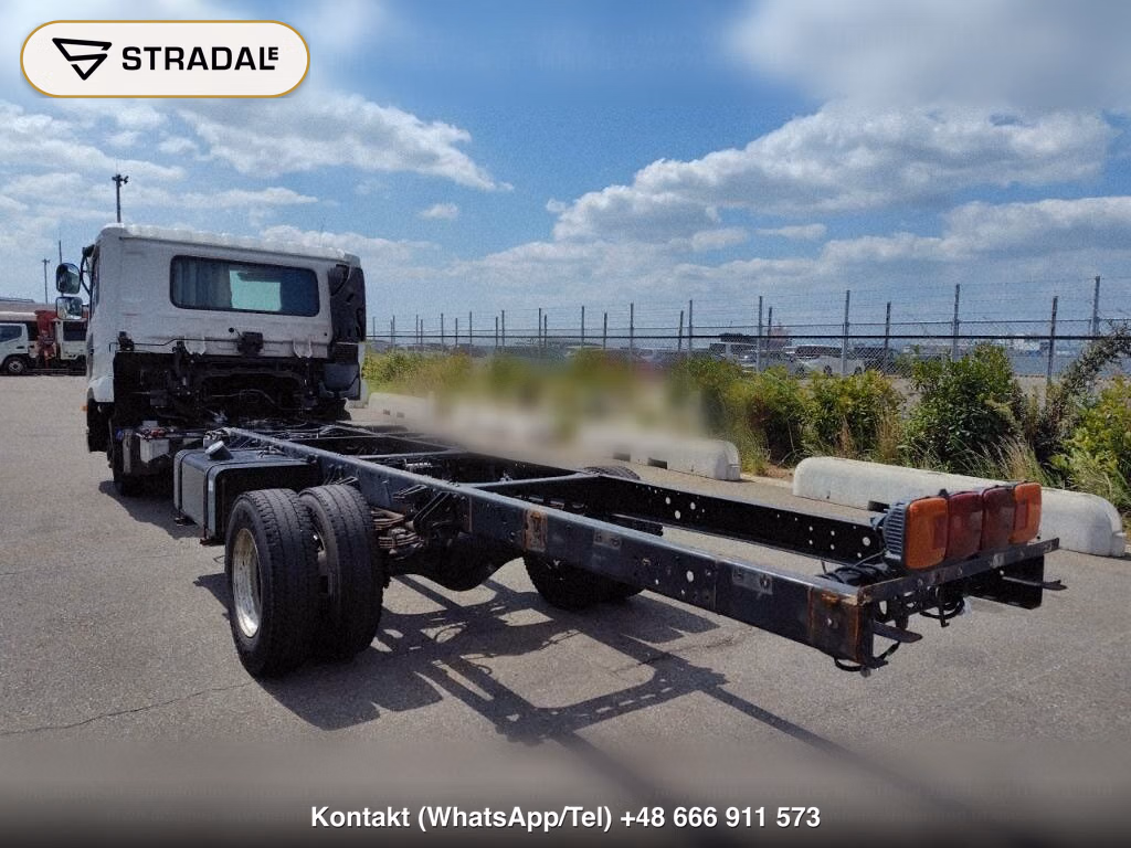 UD TRUCKS CONDOR 2D, miniaturka 3
