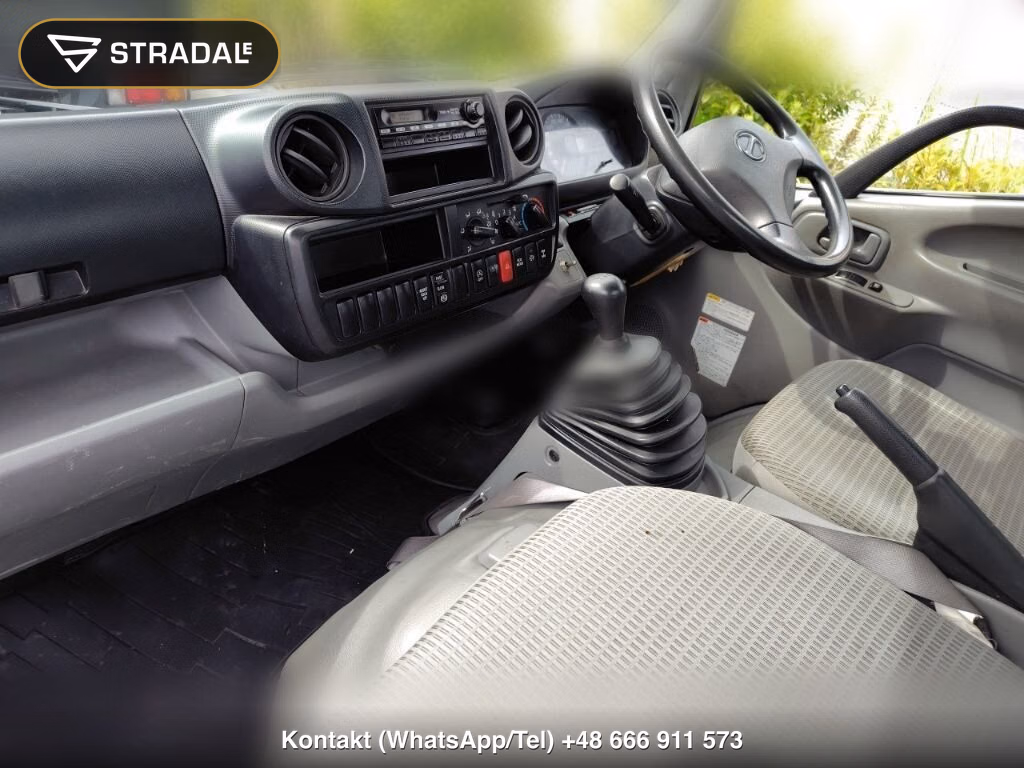 HINO DUTRO 2D 4WD, miniaturka 4