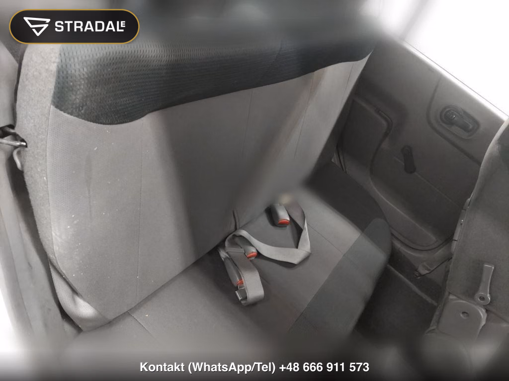 NISSAN AD VE, miniaturka 7