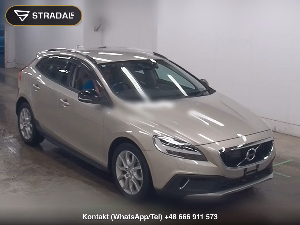 VOLVO V40 CROSS COUNTRY D4 MOMENTUM 2018, aukcja z Japonii, zdjęcie 1
