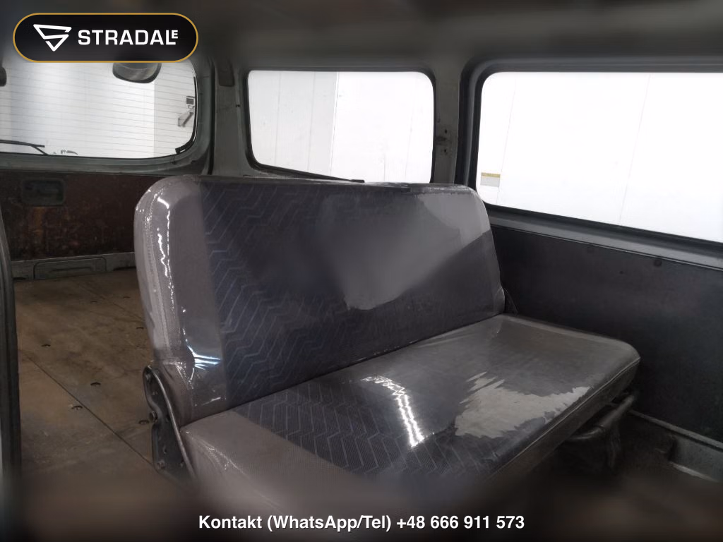 NISSAN CARAVAN 5D, miniaturka 7