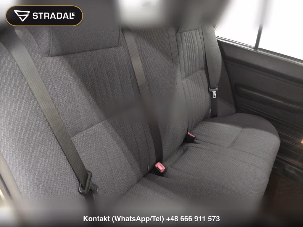 TOYOTA COMFORT DRIVING SCHOOL VEHICLE, miniaturka 7