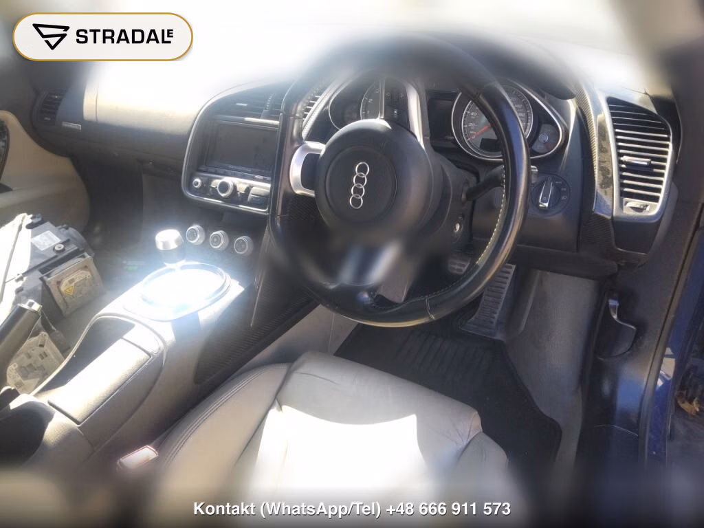 AUDI R8 4WD, miniaturka 4