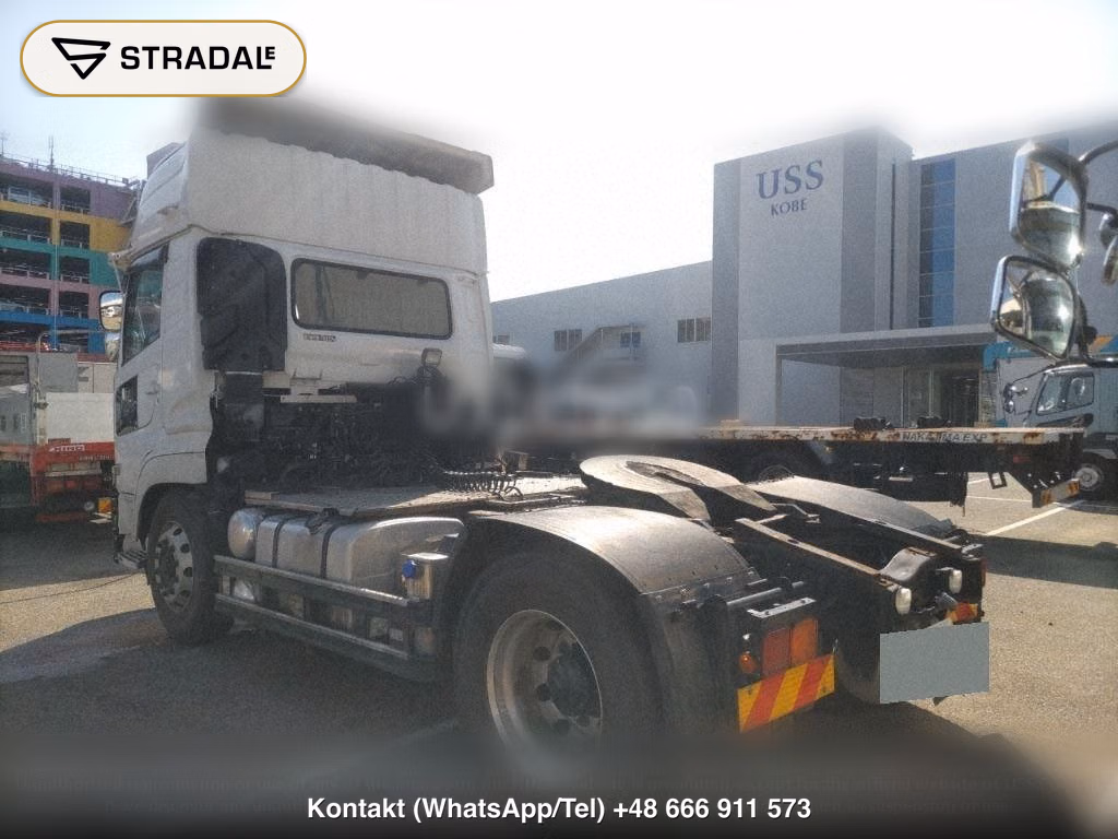 UD TRUCKS QUON TRACTOR, miniaturka 3