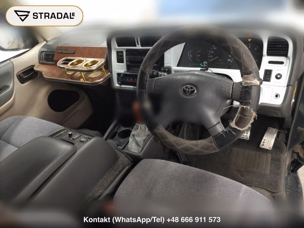 TOYOTA HIACE VAN 4D 4WD CAMPING, miniaturka 4