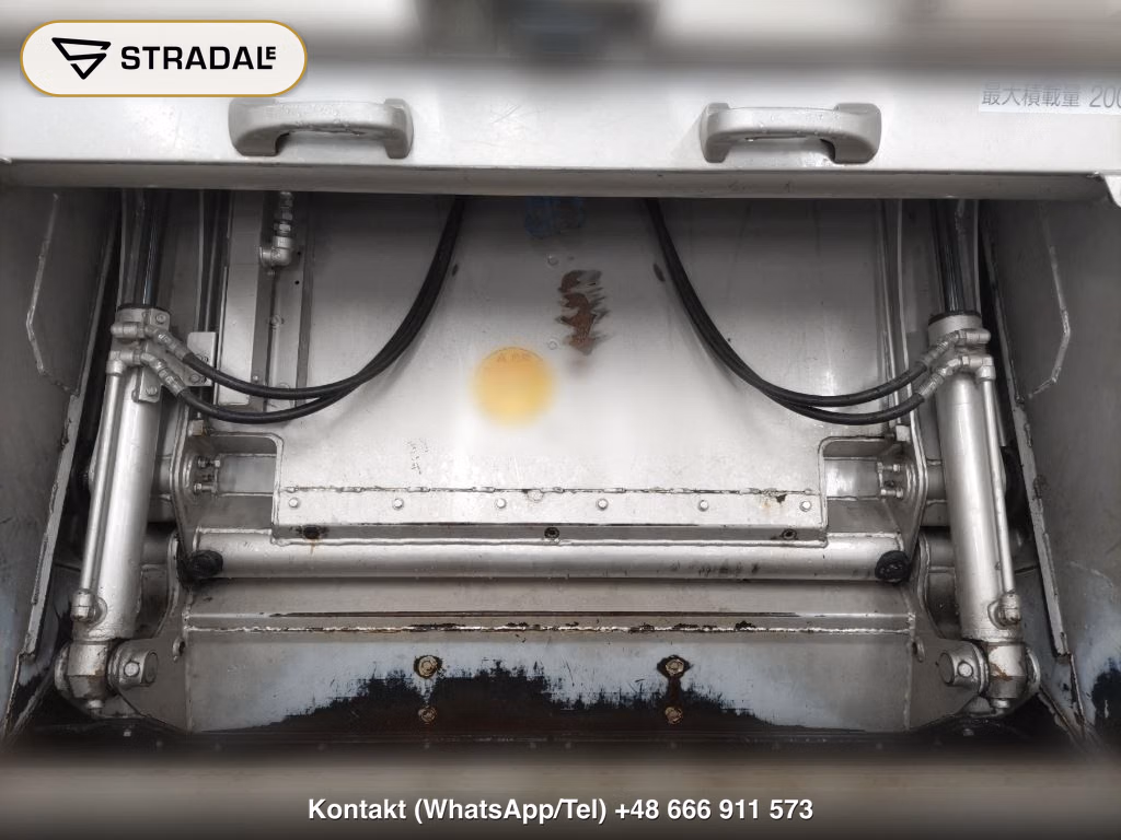 MITSUBISHI FUSO CANTER 2D, miniaturka 7