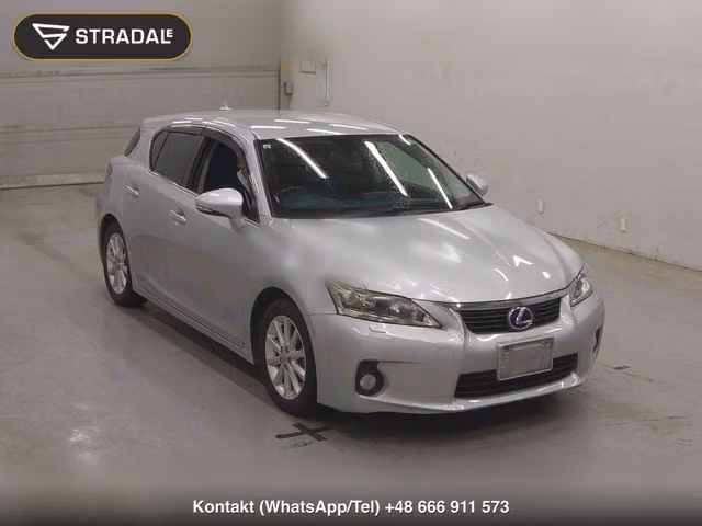 LEXUS CT CT200H VERSION C 2011, samochód z aukcji Japonii