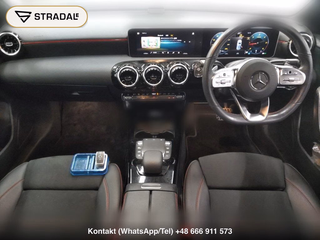 MERCEDES BENZ A-CLASS A200D AMG LINE, miniaturka 4