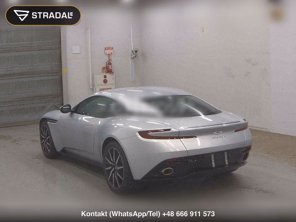ASTON MARTIN DB11 V8, miniaturka 3