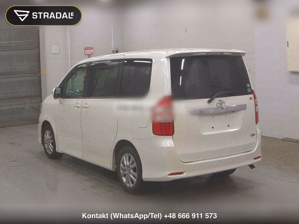 TOYOTA NOAH SI, miniaturka 3