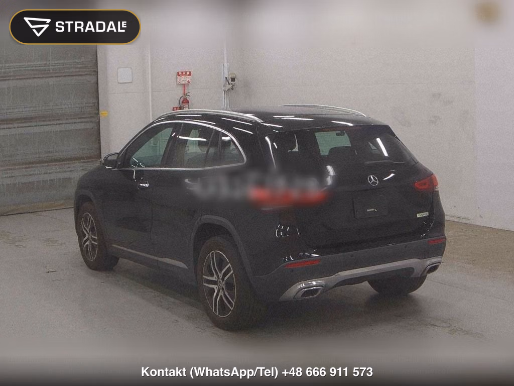 MERCEDES BENZ GLA-CLASS GLA180, miniaturka 3
