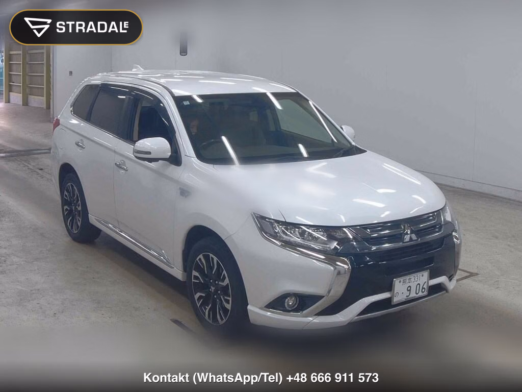 MITSUBISHI OUTLANDER PHEV 4WD G NAVI PACKAGE 2016, aukcja z Japonii, zdjęcie 1