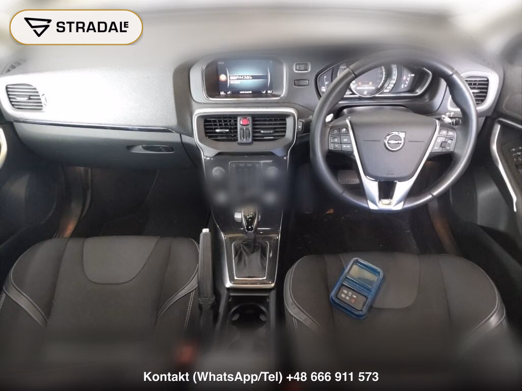 VOLVO V40 T3 MOMENTUM, miniaturka 4