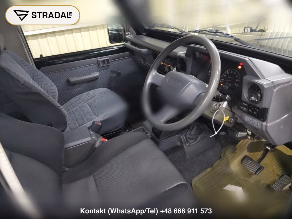 TOYOTA LAND CRUISER 70 3D 4WD LX, miniaturka 4