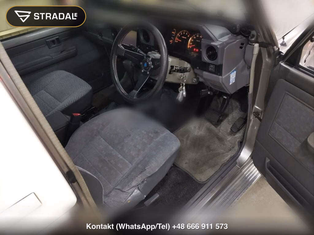 TOYOTA LAND CRUISER 70 3D 4WD LX, miniaturka 4