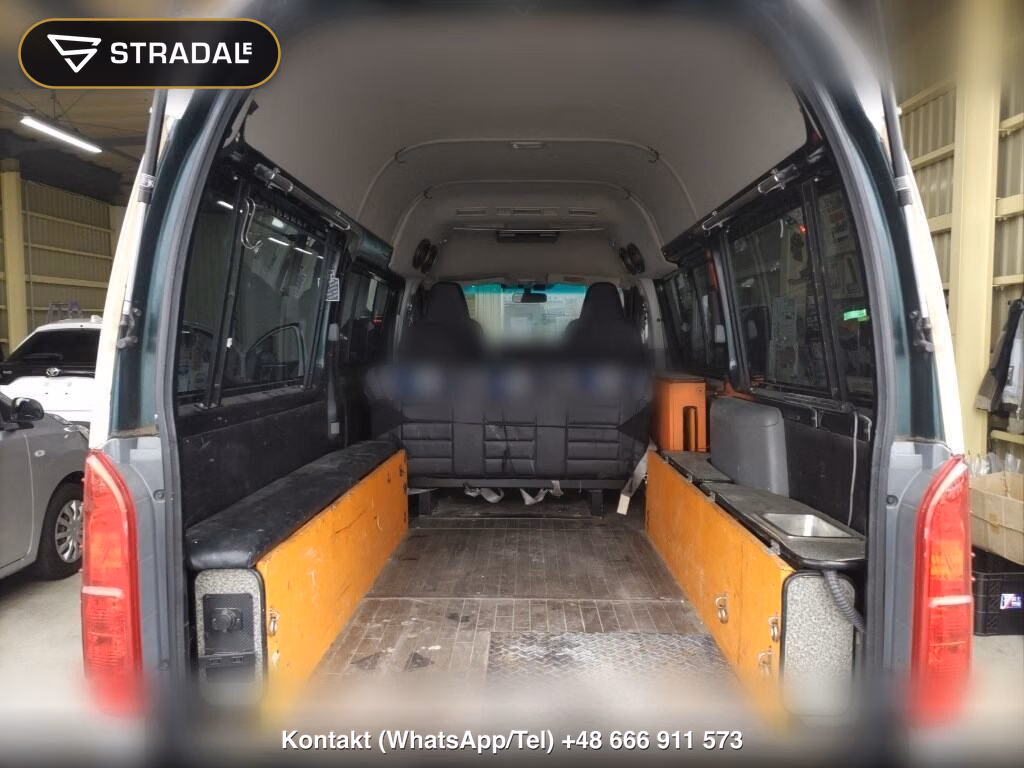 TOYOTA HIACE VAN 4D, miniaturka 7