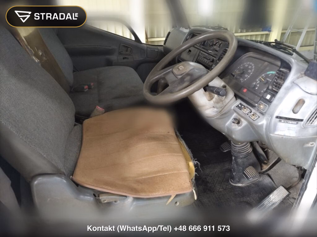 MITSUBISHI FUSO CANTER 2D, miniaturka 4