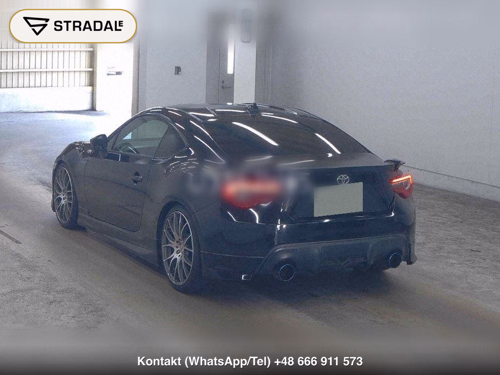 TOYOTA 86 GT, miniaturka 3