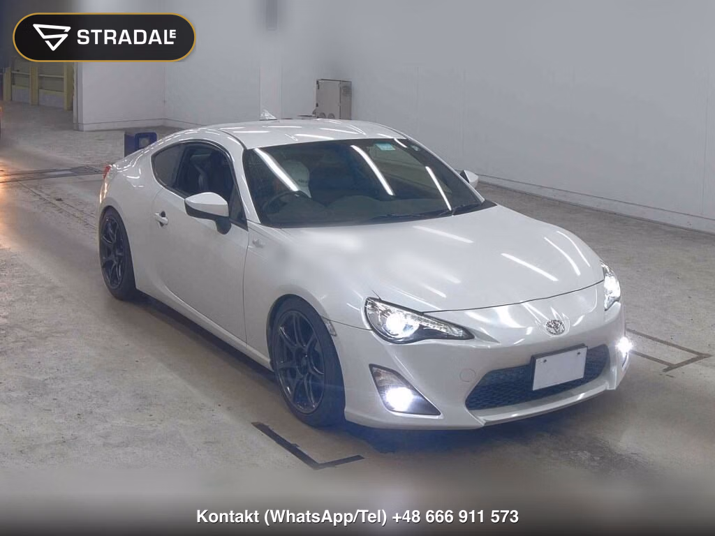 TOYOTA 86 GT 2013, aukcja z Japonii, zdjęcie 1
