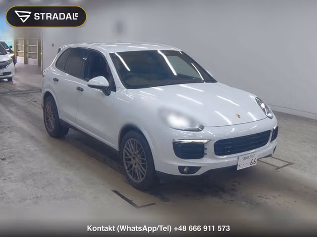 PORSCHE CAYENNE 4WD PLATINUM EDITION SPORT CHRONO PACKAGE 2016, samochód z aukcji Japonii