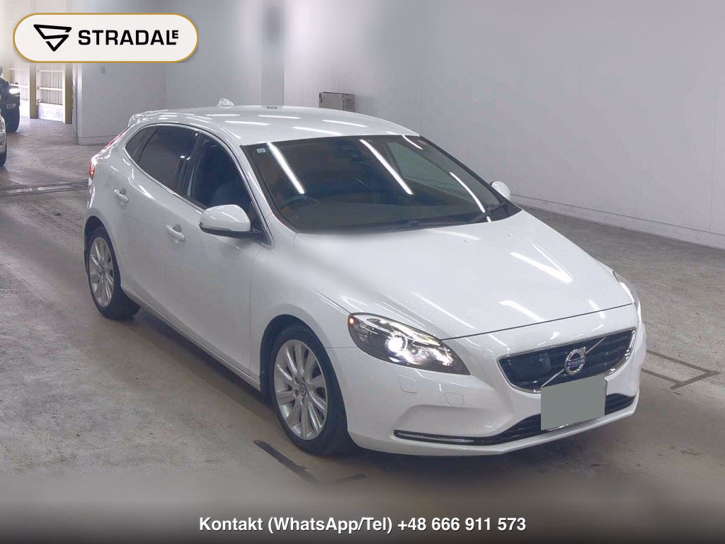 VOLVO V40 T4 SE 2013, aukcja z Japonii, zdjęcie 1