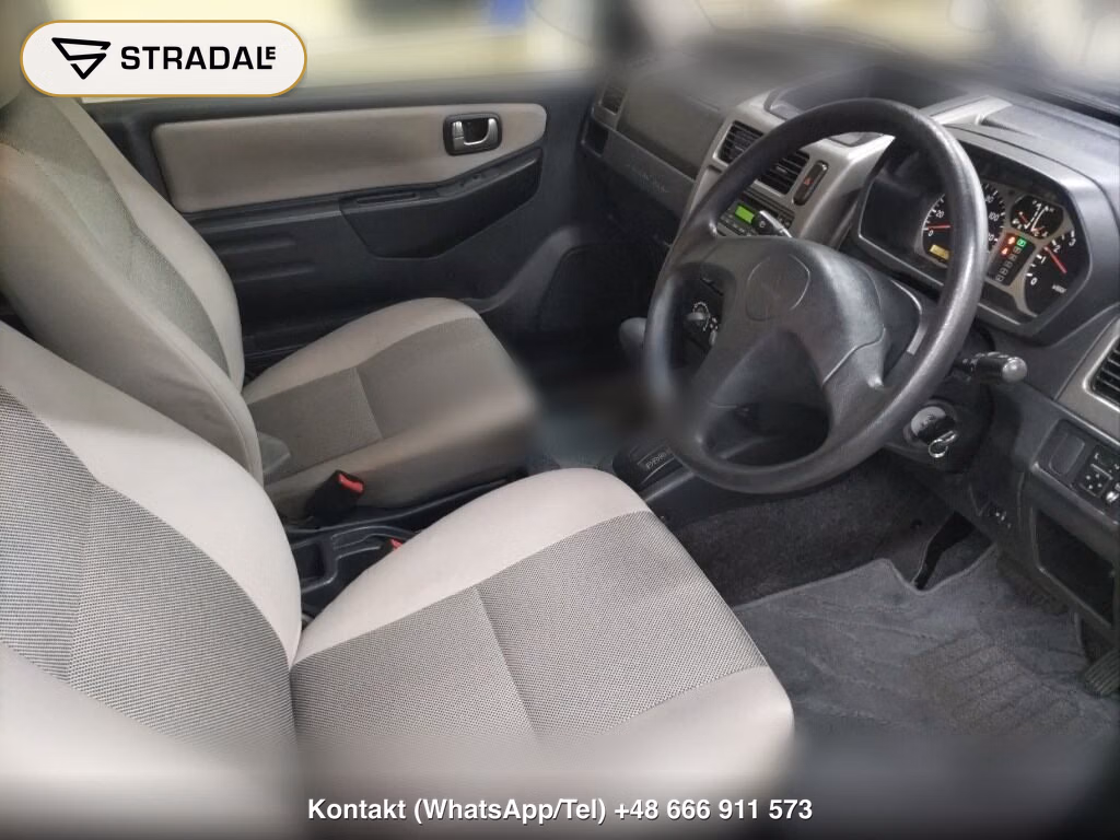 MITSUBISHI PAJERO MINI XR, miniaturka 4