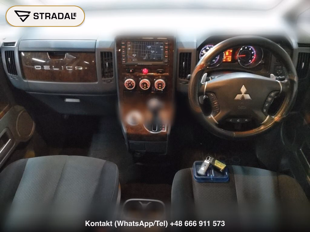 MITSUBISHI DELICA D:5 4WD CHAMONIX, miniaturka 4
