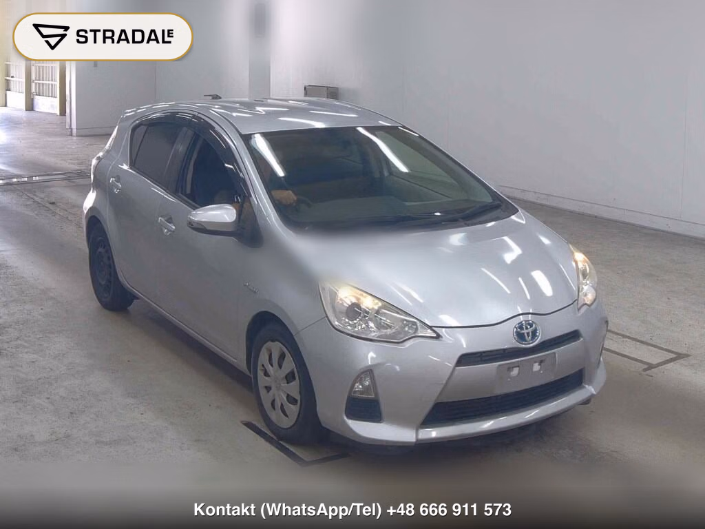TOYOTA AQUA S SMART ENTRY PACKAGE 2012, aukcja z Japonii, zdjęcie 1