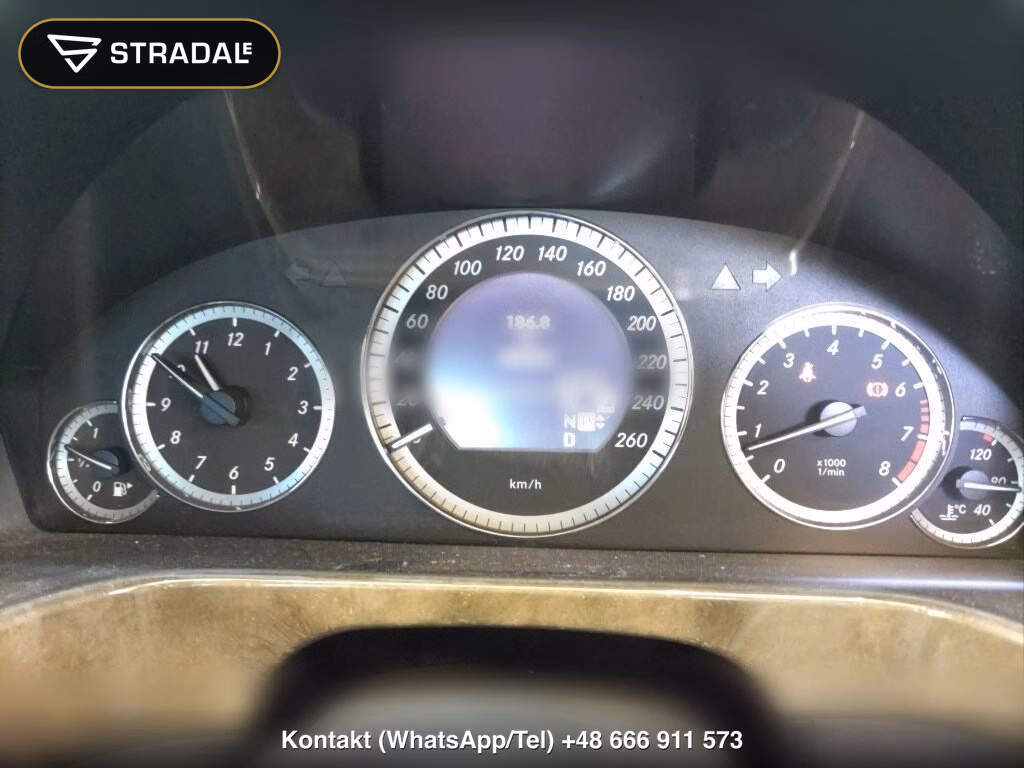 MERCEDES BENZ E-CLASS 4D E300, miniaturka 7