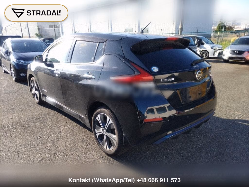 NISSAN LEAF X, miniaturka 3