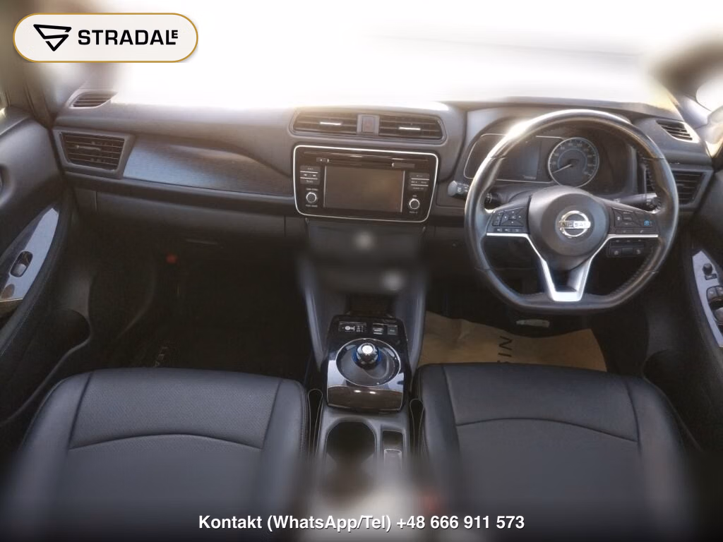 NISSAN LEAF X, miniaturka 4