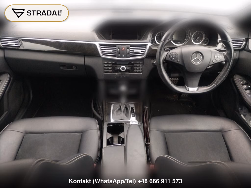 MERCEDES BENZ E-CLASS 4D E250CGI BLUEEFFICIENCY AVANTGARDE, miniaturka 4