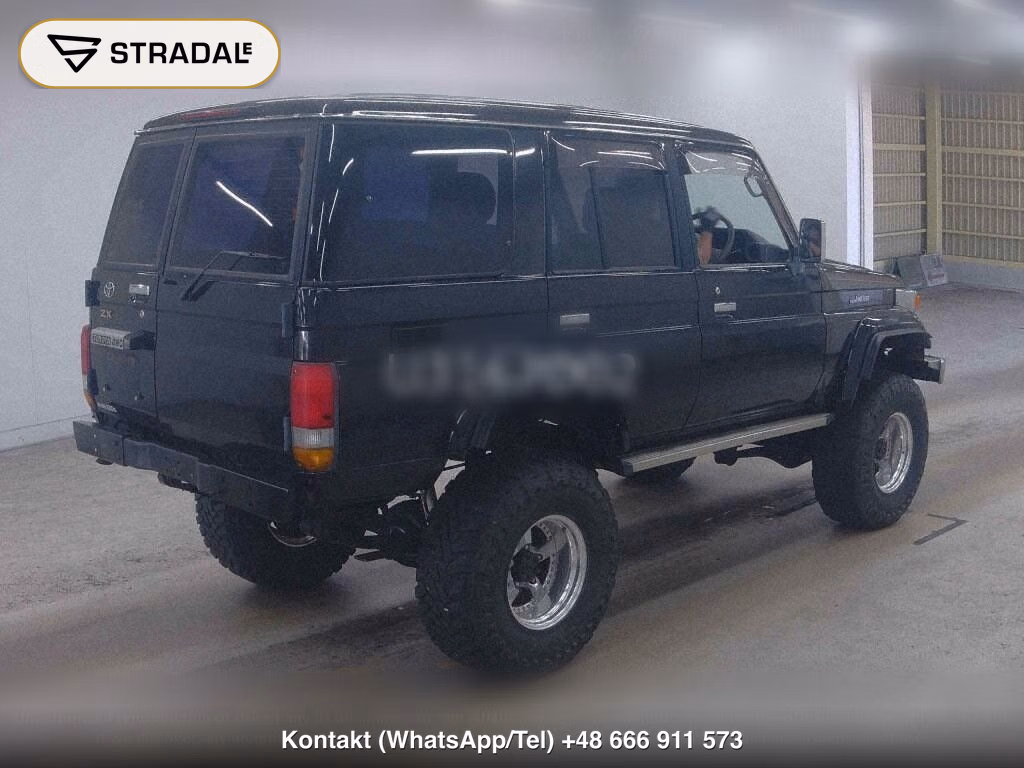TOYOTA LAND CRUISER 70 5D 4WD ZX, miniaturka 6