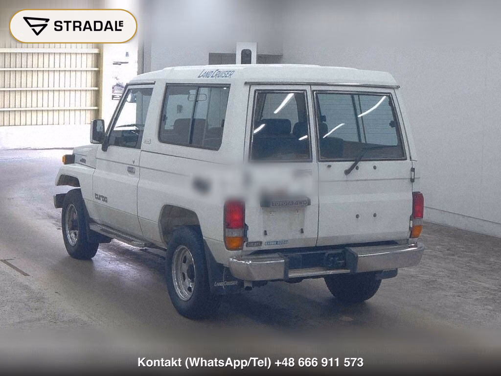 TOYOTA LAND CRUISER 70 3D 4WD LX, miniaturka 3