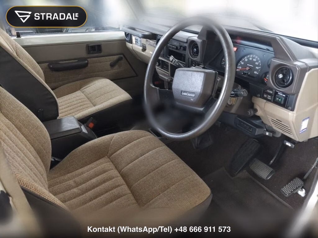 TOYOTA LAND CRUISER 70 3D 4WD LX, miniaturka 4