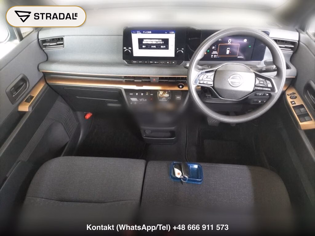 NISSAN SAKURA G, miniaturka 4