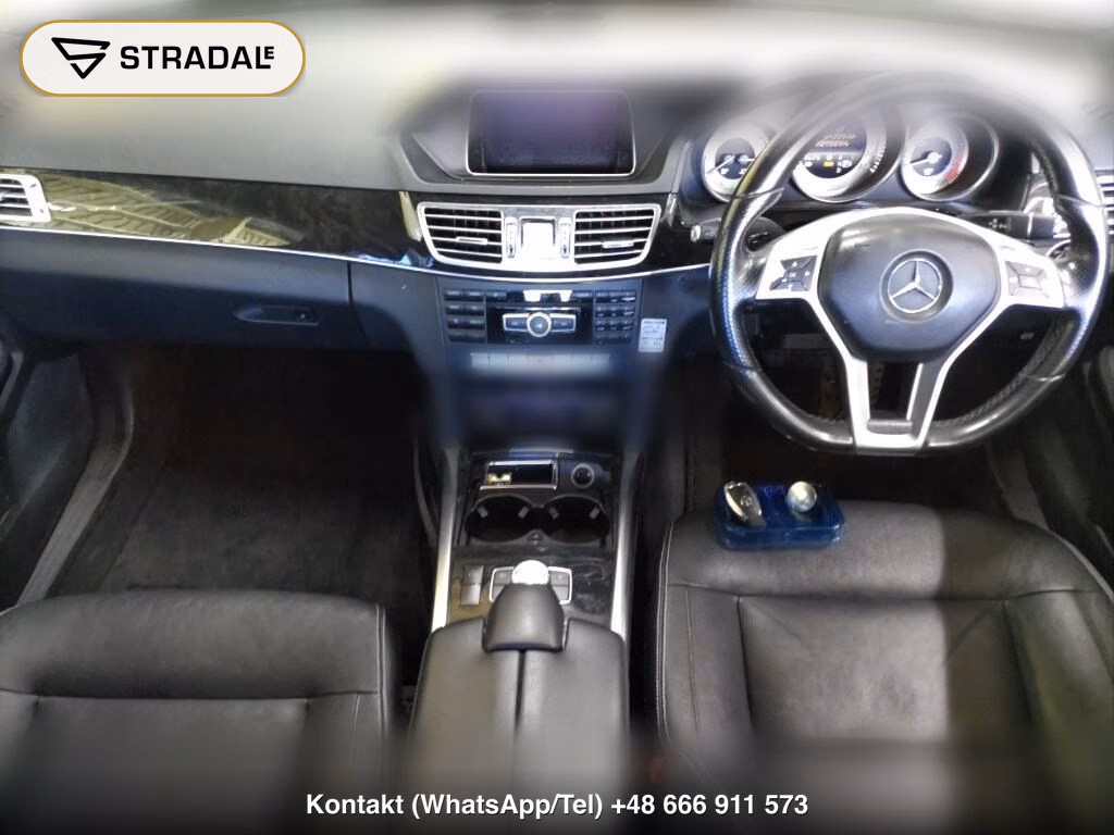 MERCEDES BENZ E-CLASS 4D E250 AVANTGARDE, miniaturka 4