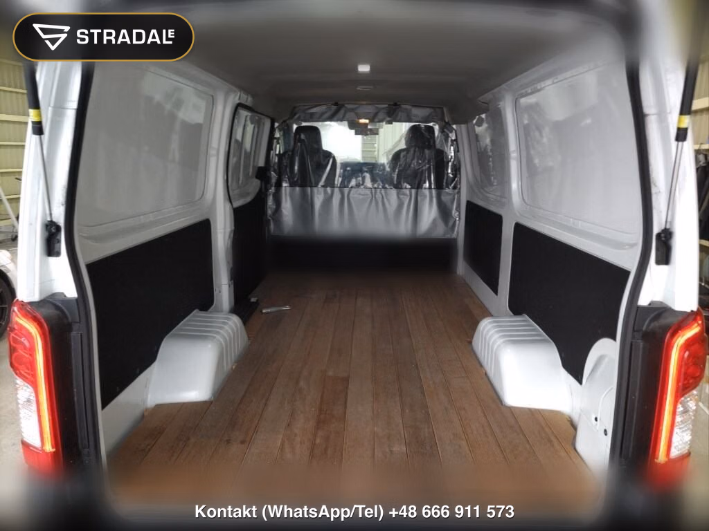 NISSAN CARAVAN VAN 4D ROUTE VAN, miniaturka 7