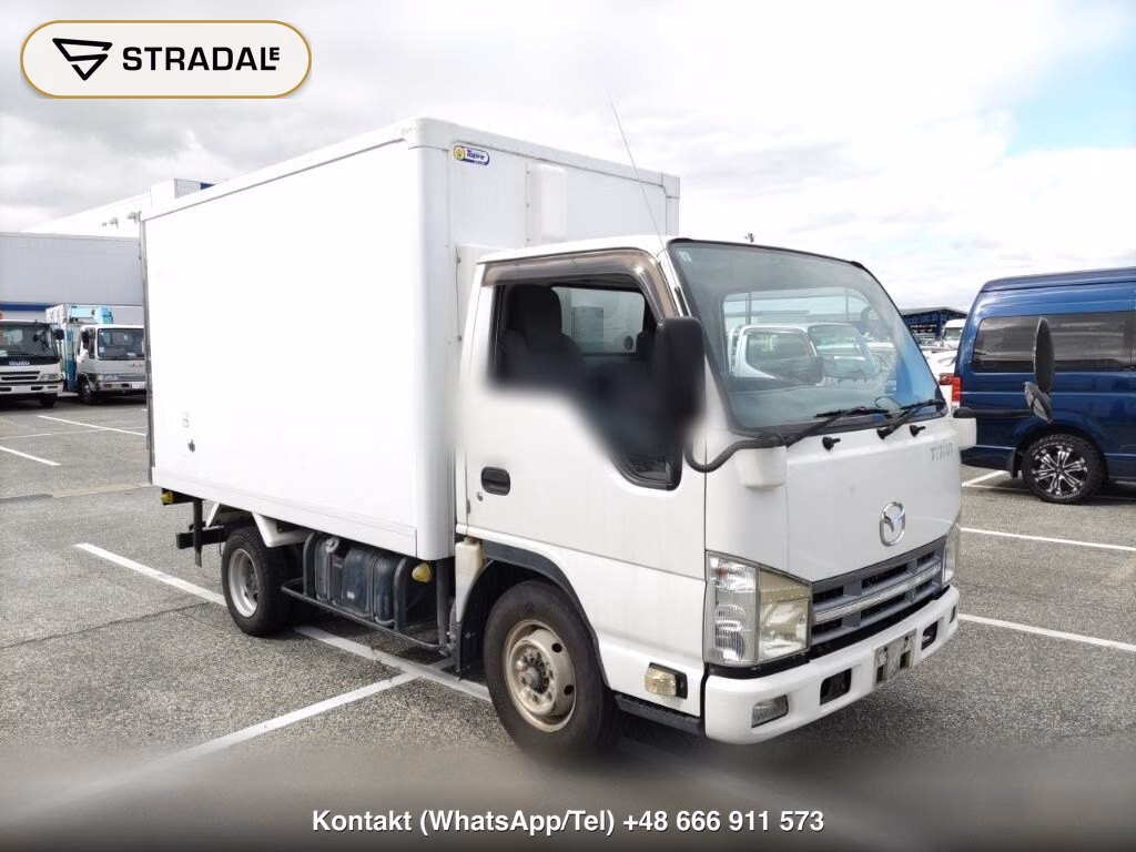 MAZDA TITAN TRUCK 2D FREEZING REFRIGERATOR 2013, aukcja z Japonii, zdjęcie 1