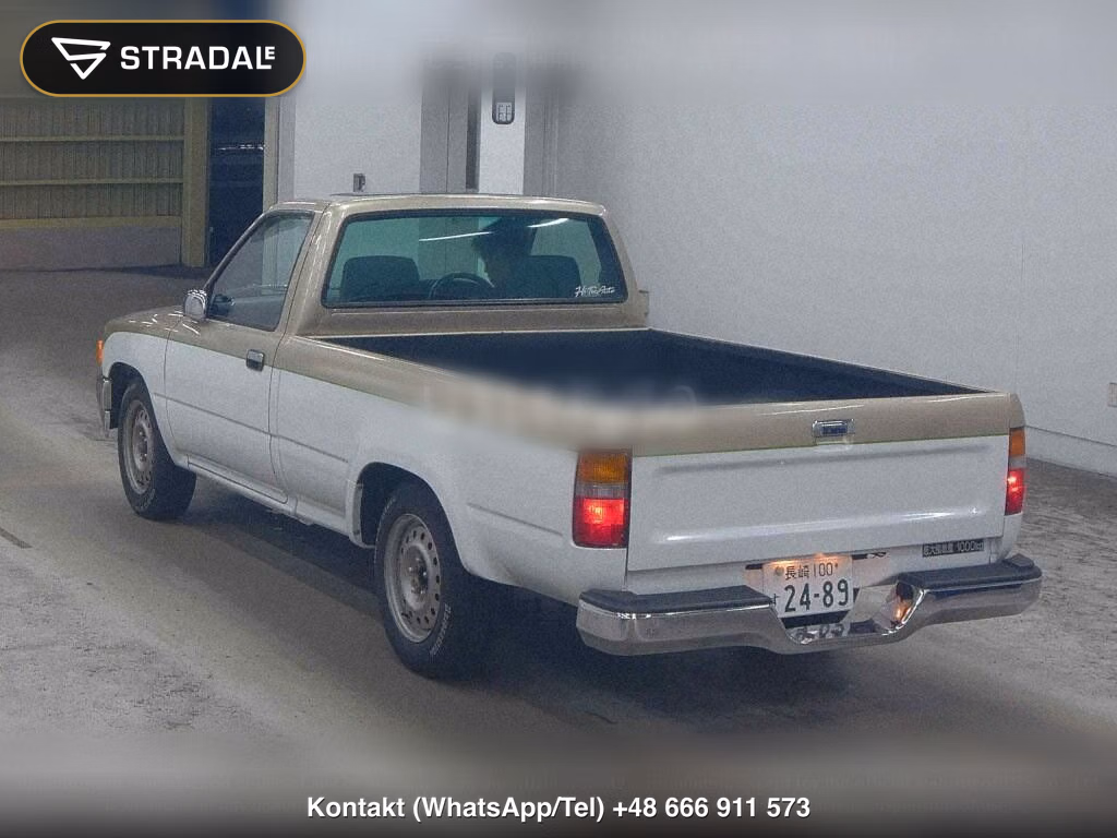 TOYOTA HILUX 2D, miniaturka 3