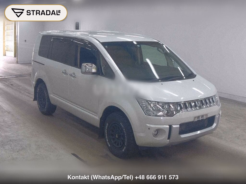MITSUBISHI DELICA D:5 4WD CHAMONIX, miniaturka 2