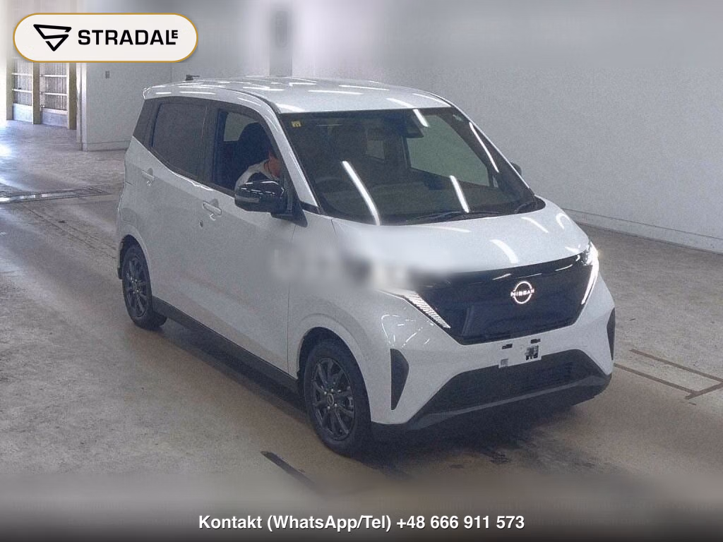 NISSAN SAKURA G, miniaturka 2