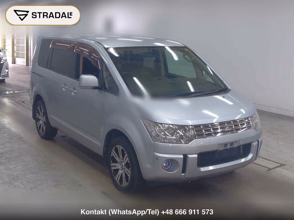 MITSUBISHI DELICA D:5 C2 M 2009, aukcja z Japonii, zdjęcie 1