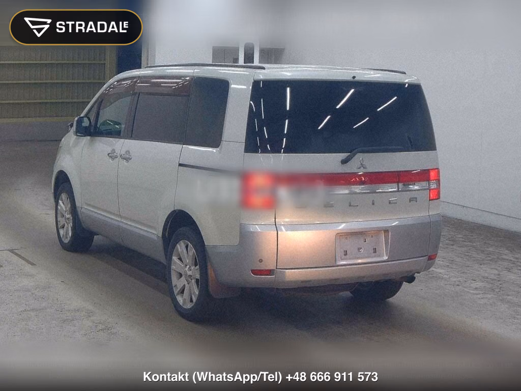 MITSUBISHI DELICA D:5 4WD CHAMONIX, miniaturka 3