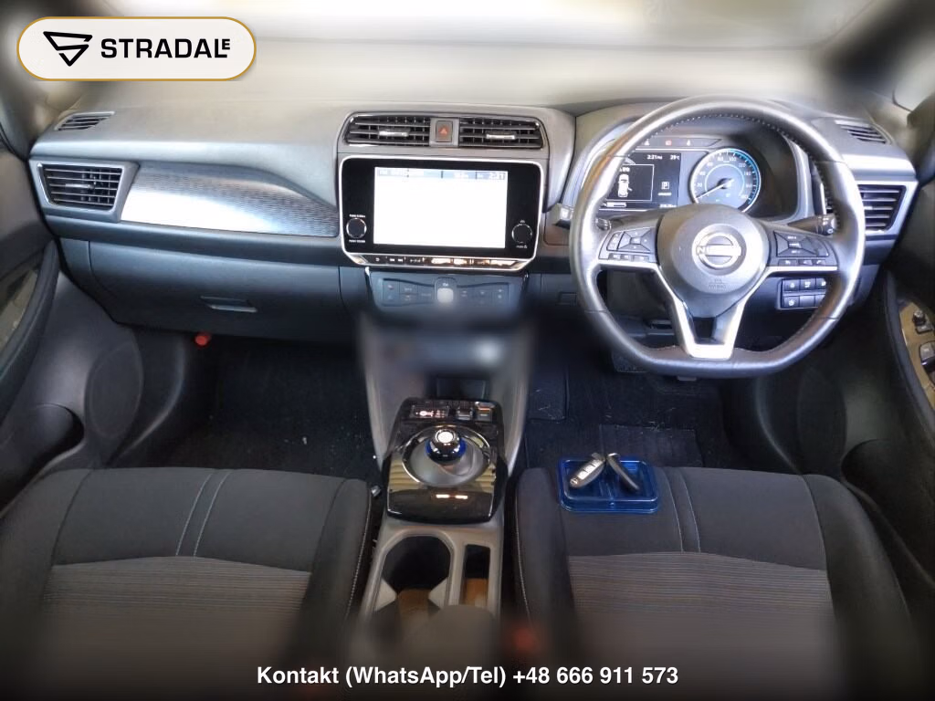 NISSAN LEAF, miniaturka 4