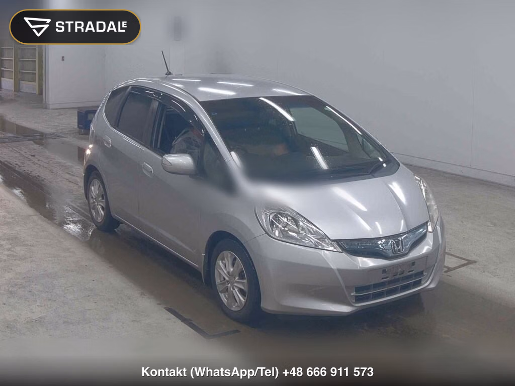 HONDA FIT HYBRID NAVI PREMIUM SELECTION 2011, aukcja z Japonii, zdjęcie 1
