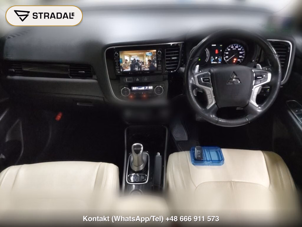 MITSUBISHI OUTLANDER PHEV 4WD G NAVI PACKAGE, miniaturka 4