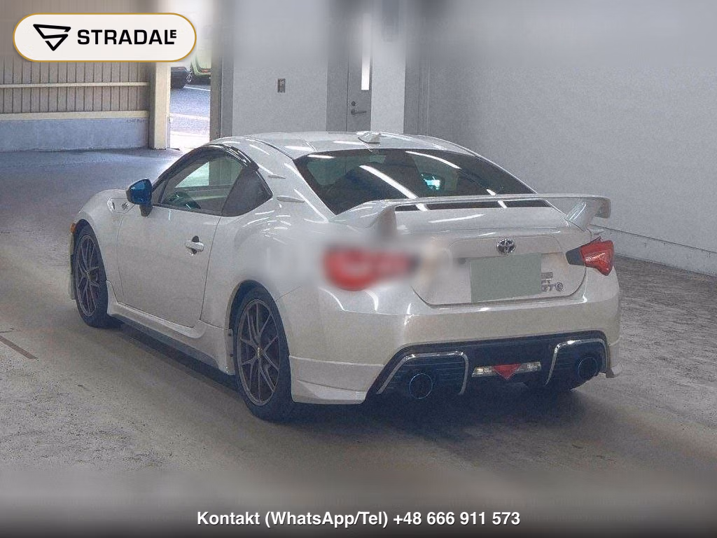 TOYOTA 86 GT, miniaturka 3