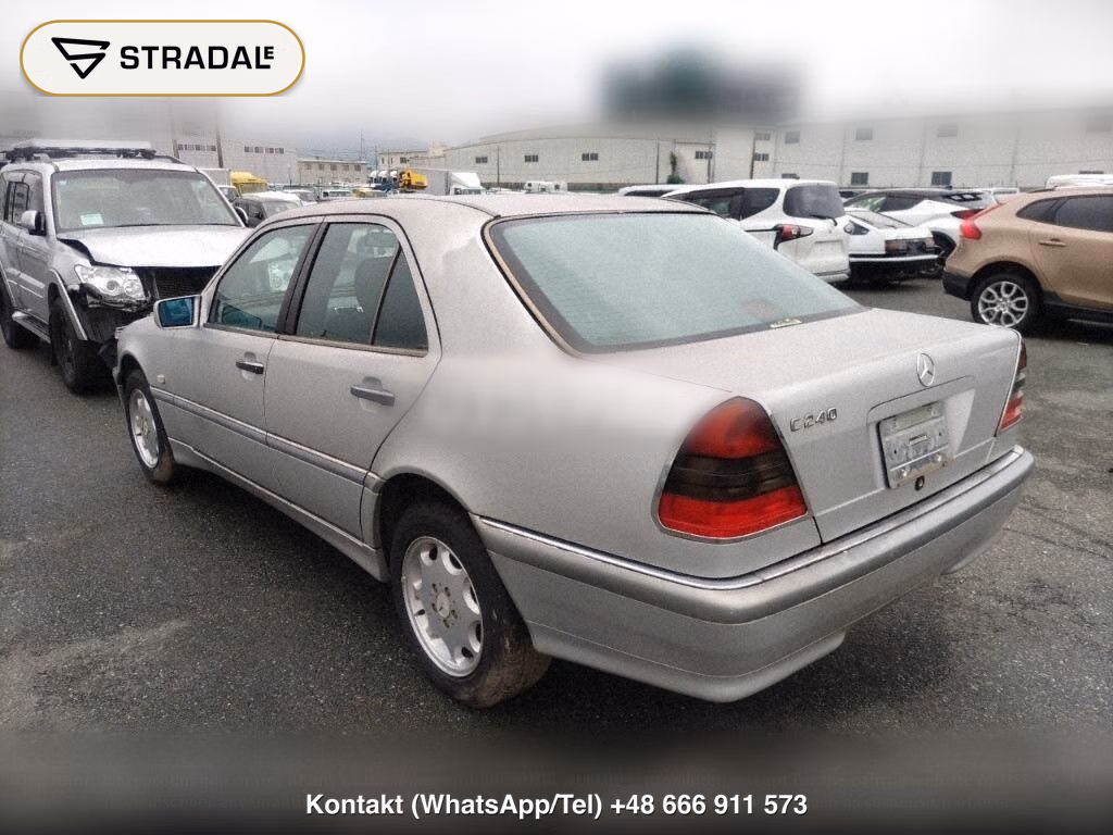 MERCEDES BENZ C-CLASS 4D C240, miniaturka 3