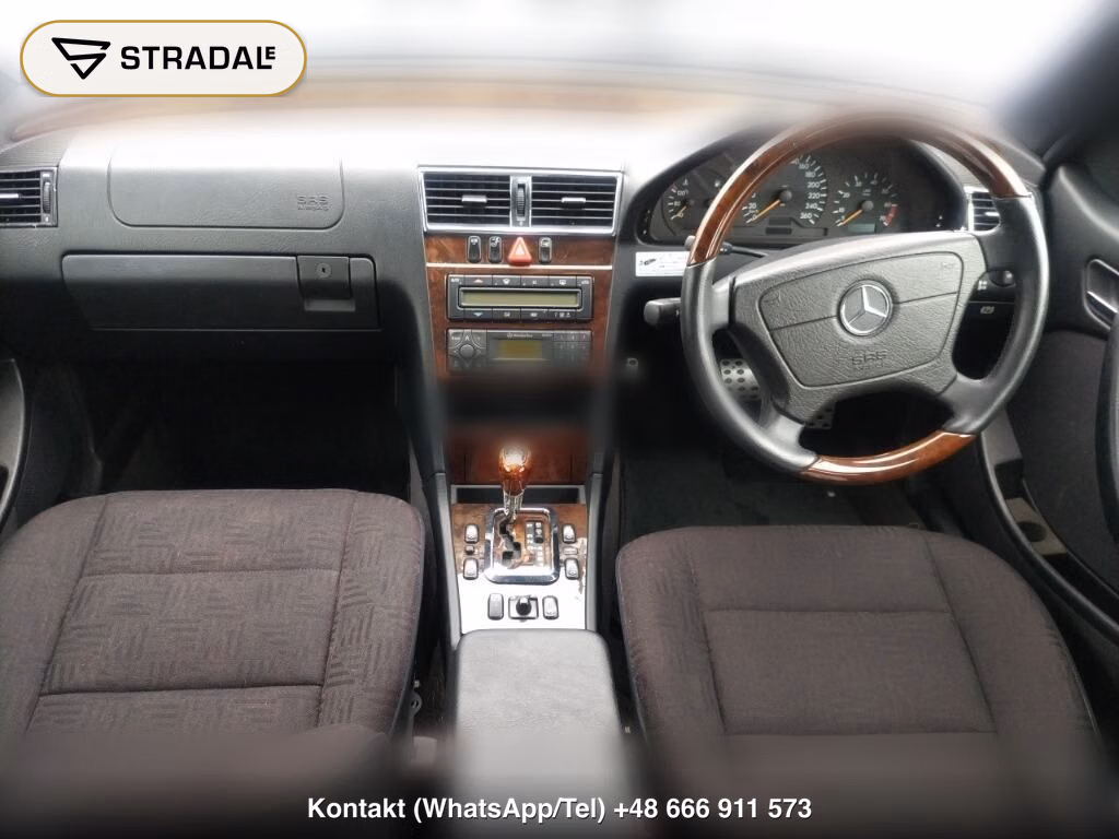 MERCEDES BENZ C-CLASS 4D C240, miniaturka 4